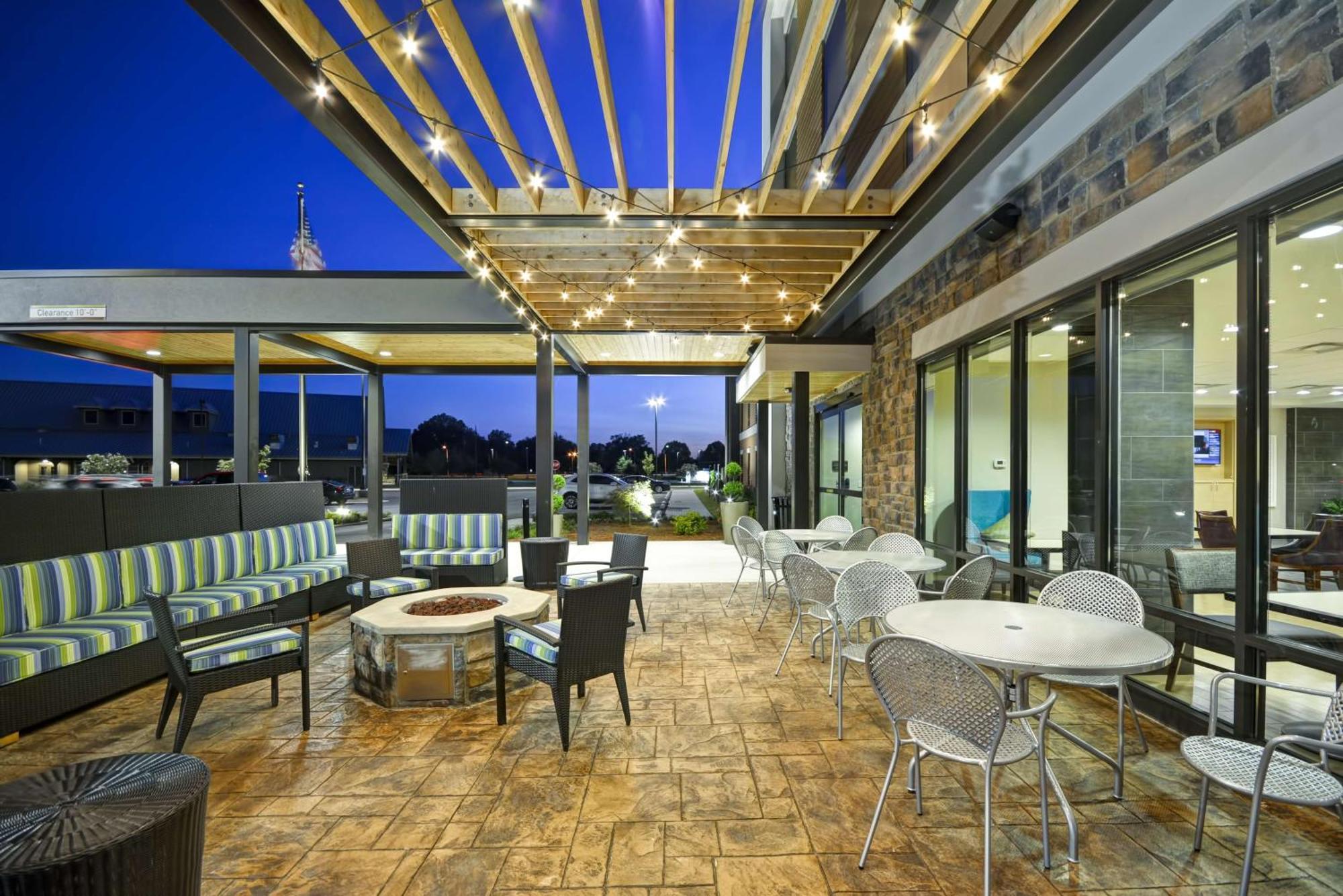 Home2 Suites By Hilton Decatur Ingalls Harbor Exterior foto